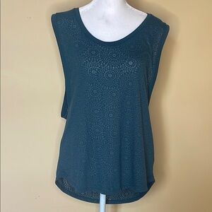 Fabletics Blue Tank Top with Scoop Neck and Relaxed Fit